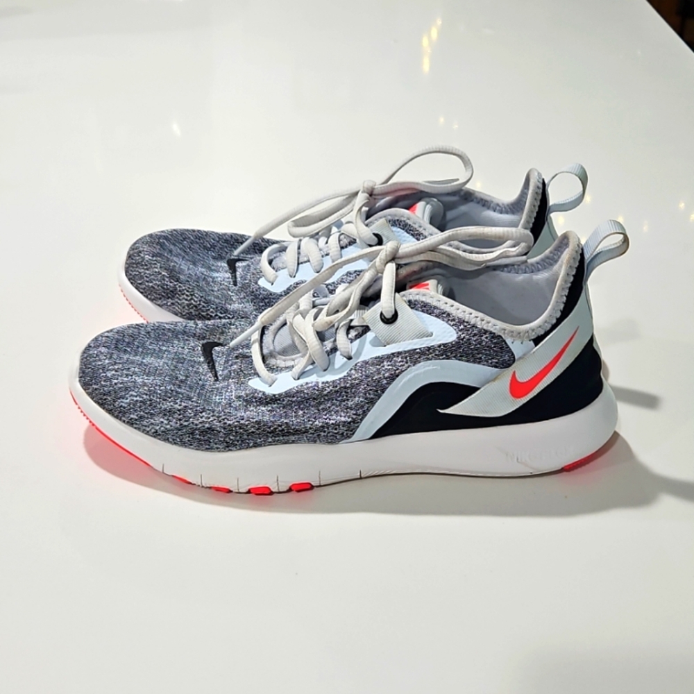 Nike Flex TR9 Sneakers- Women’s 7.5
